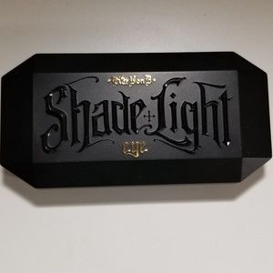 Shade & Light Plum Eye Palette